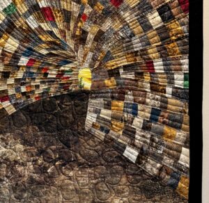 Quilters tunnel art quilt close-up